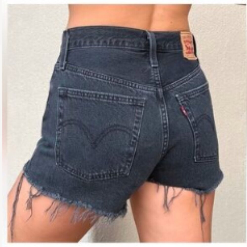 Levi’s 501 Button Fly Cut Off Shorts Black Wash 26